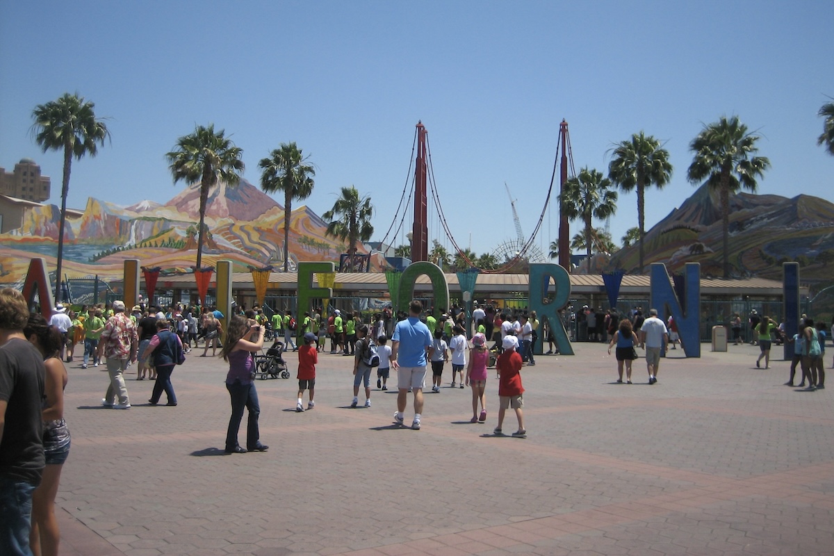 Disney California Adventure Entry Old