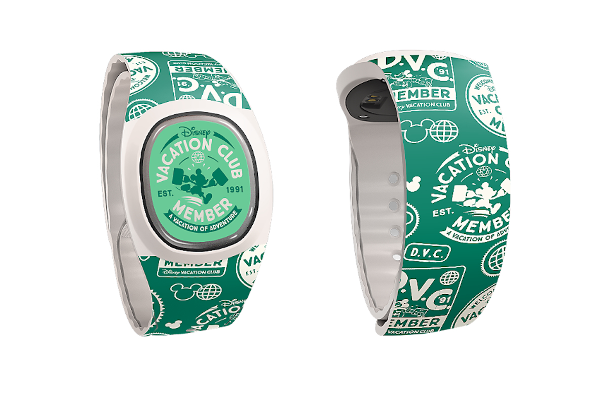 Disney Vacation Club MagicBand 2024 Green Both