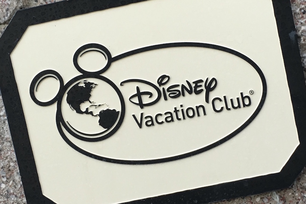Disney Vacation Club Sign Cream