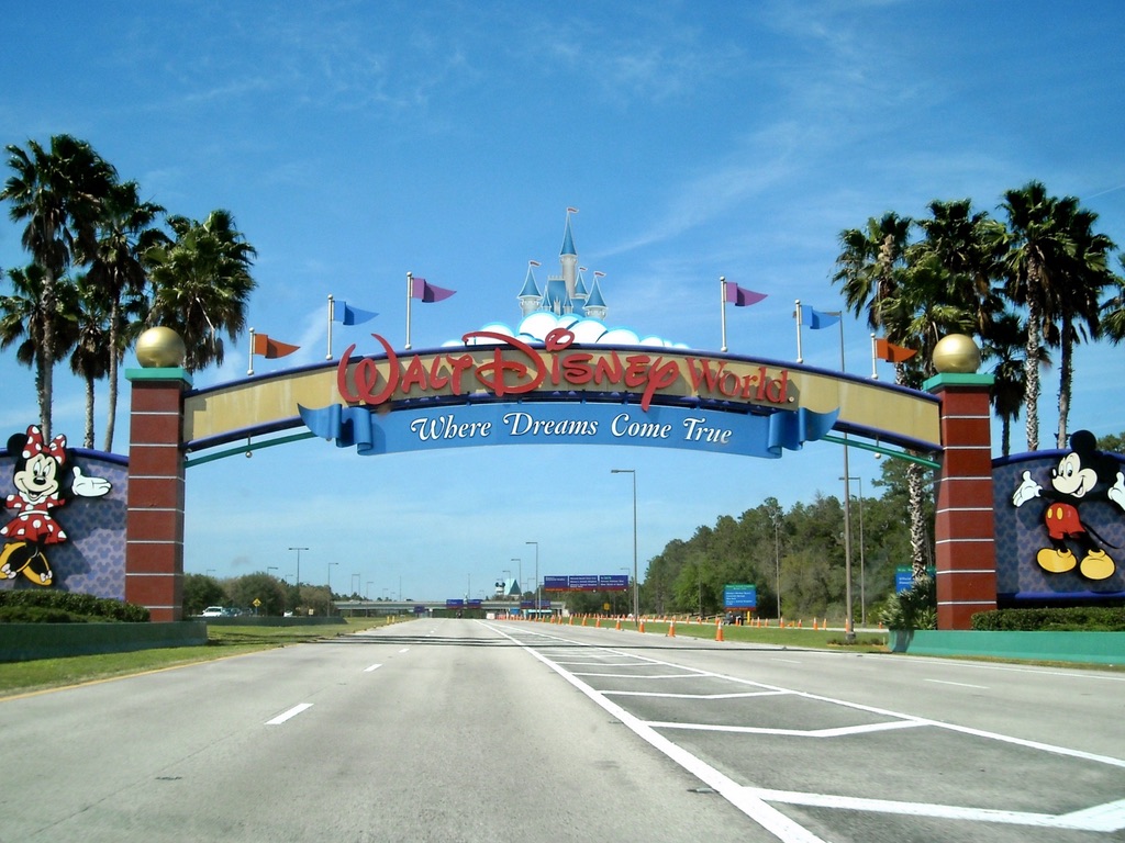 WDW Entry Arch