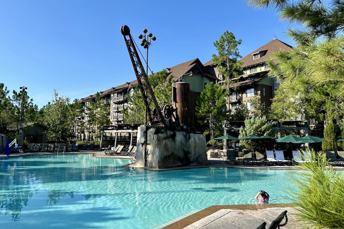 Disneys Wilderness Lodge Boulder Ridge Cove Pool