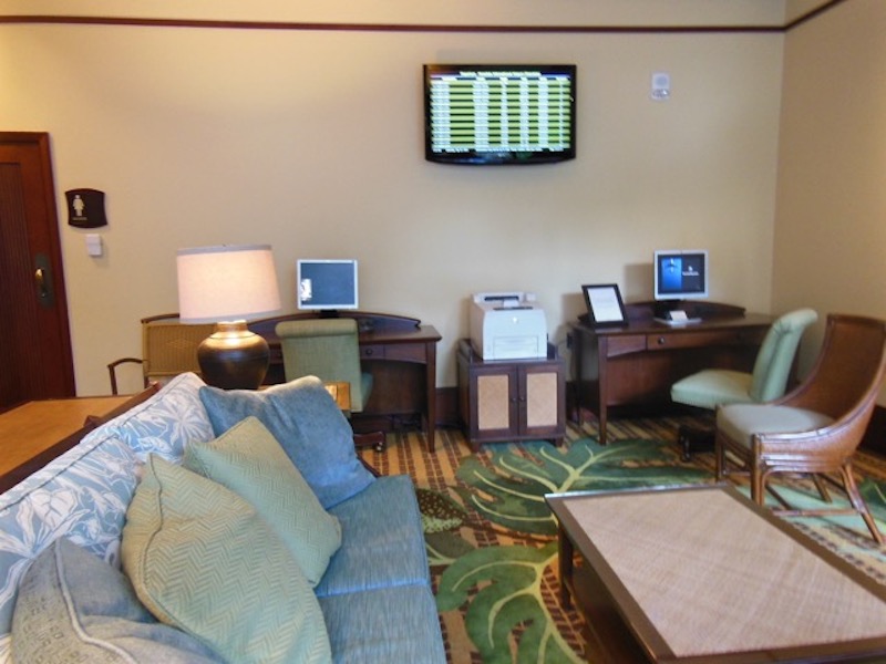 Luana Lounge 1 -  Check in/Check out room for guests