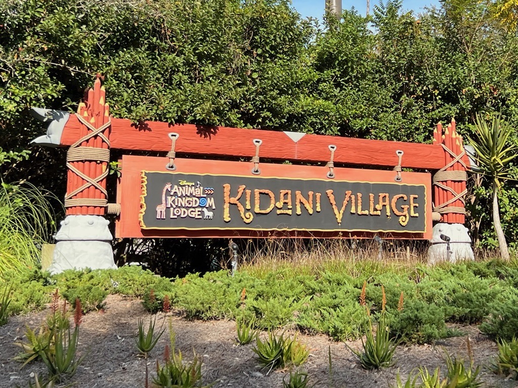 Kidani Village Signage