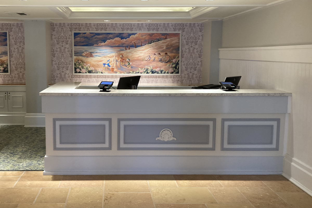 Disneys Beach Club Villas Lobby Podium