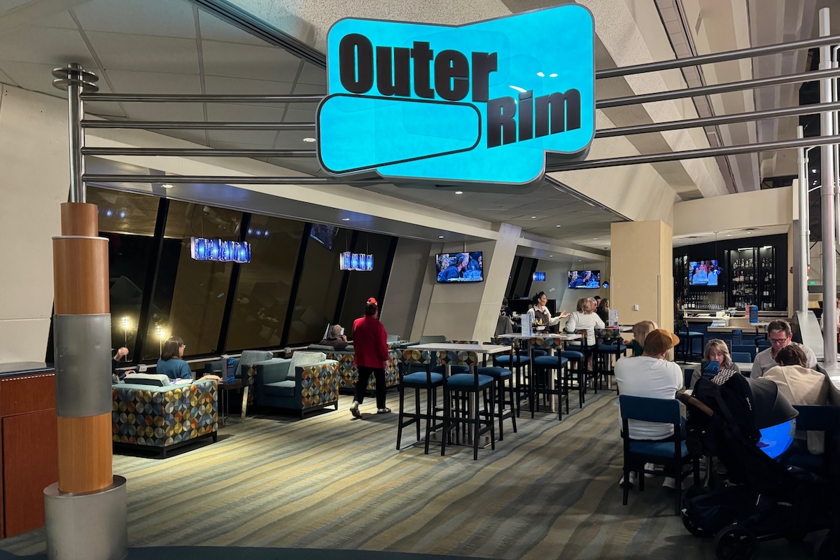 Outer Rim bar