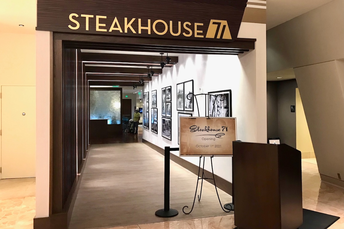 Steakhouse 71 Entrance