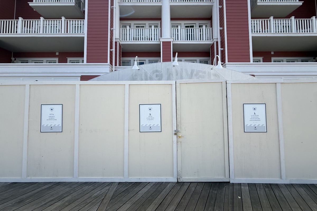 Disneys BoardWalk Construction Hurly Burly 202609f
