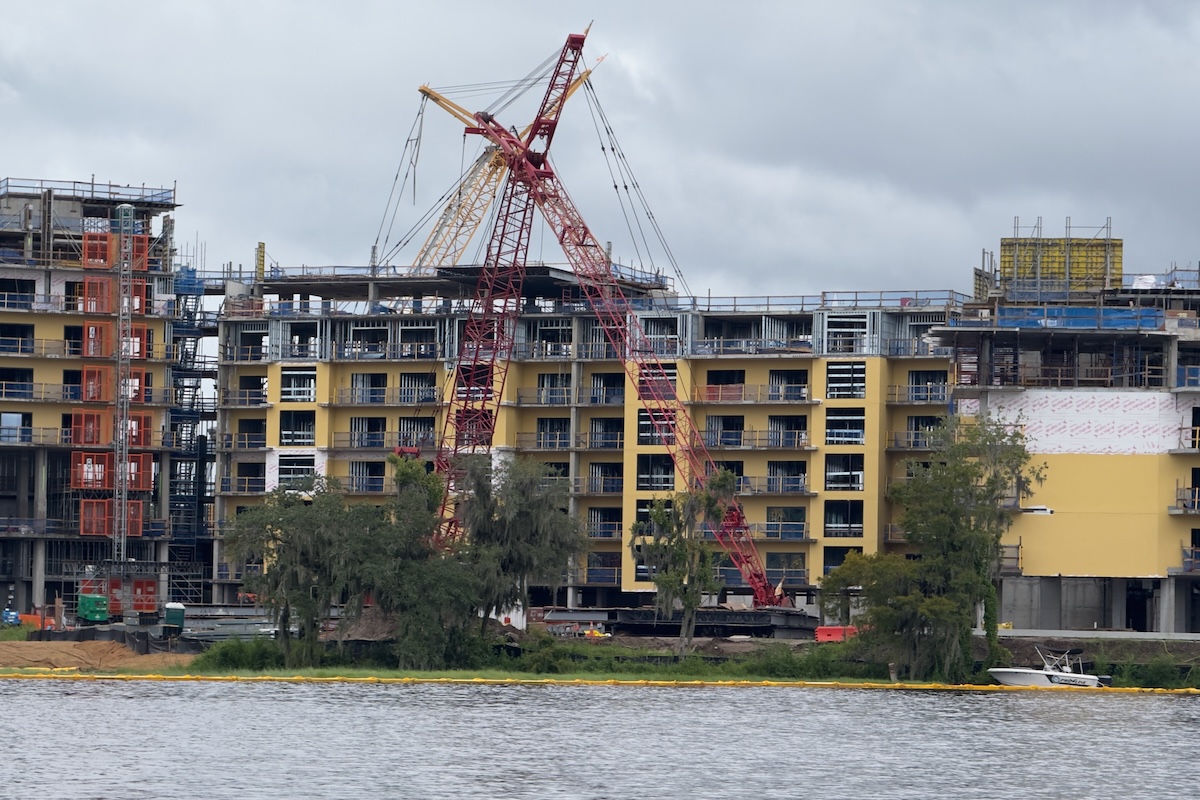 Disney Lakeshore Lodge Construction 20250901b
