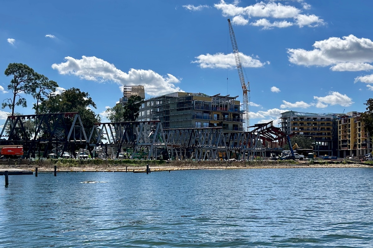 Disney Lakeshore Lodge Construction 20251020e