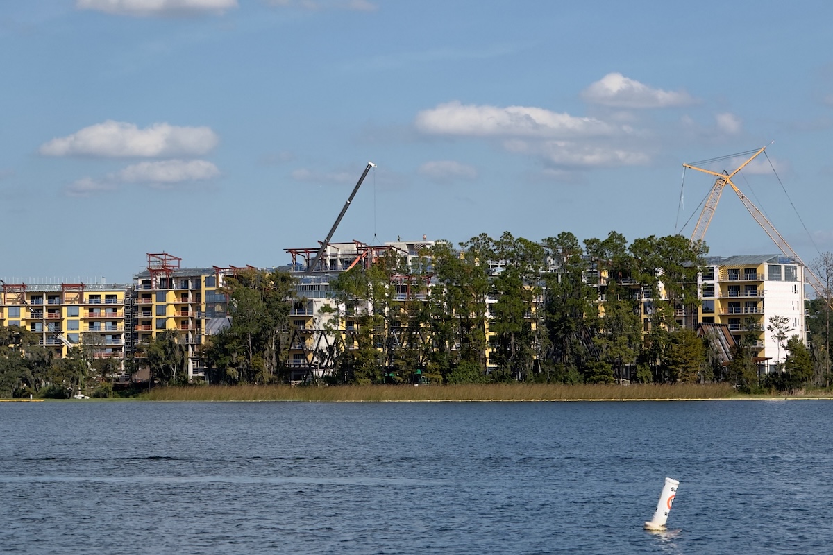 Disney Lakeshore Lodge Construction 20251107d