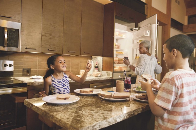 Disney Vacation Club Family Kitchen