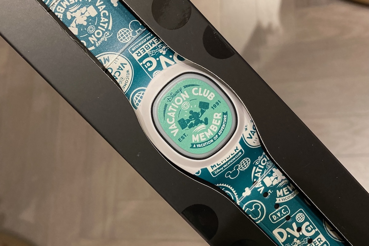 Disney Vacation Club MagicBand 2024 April 1