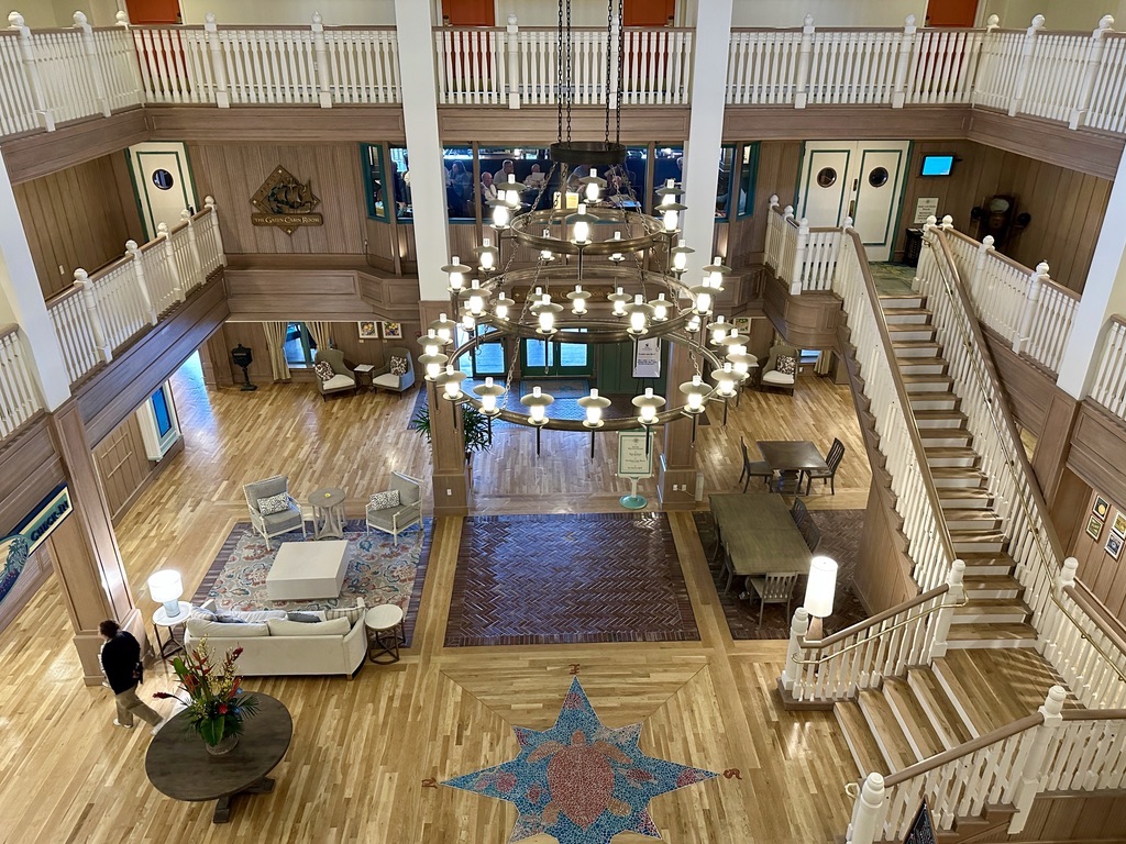 Lobby - upper floor view
