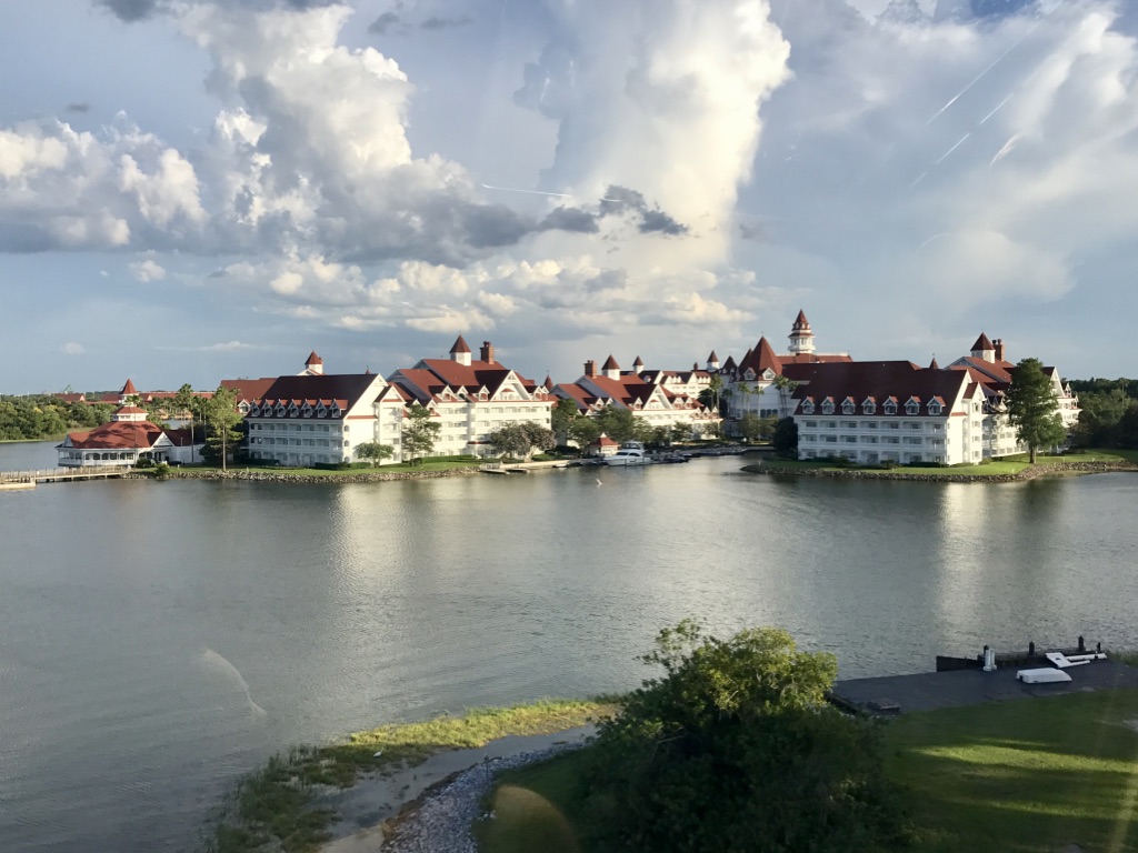 Grand Floridian Pathway