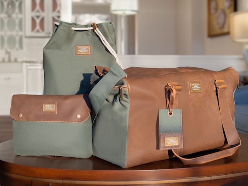 Grand Floridian Travel Set 2022